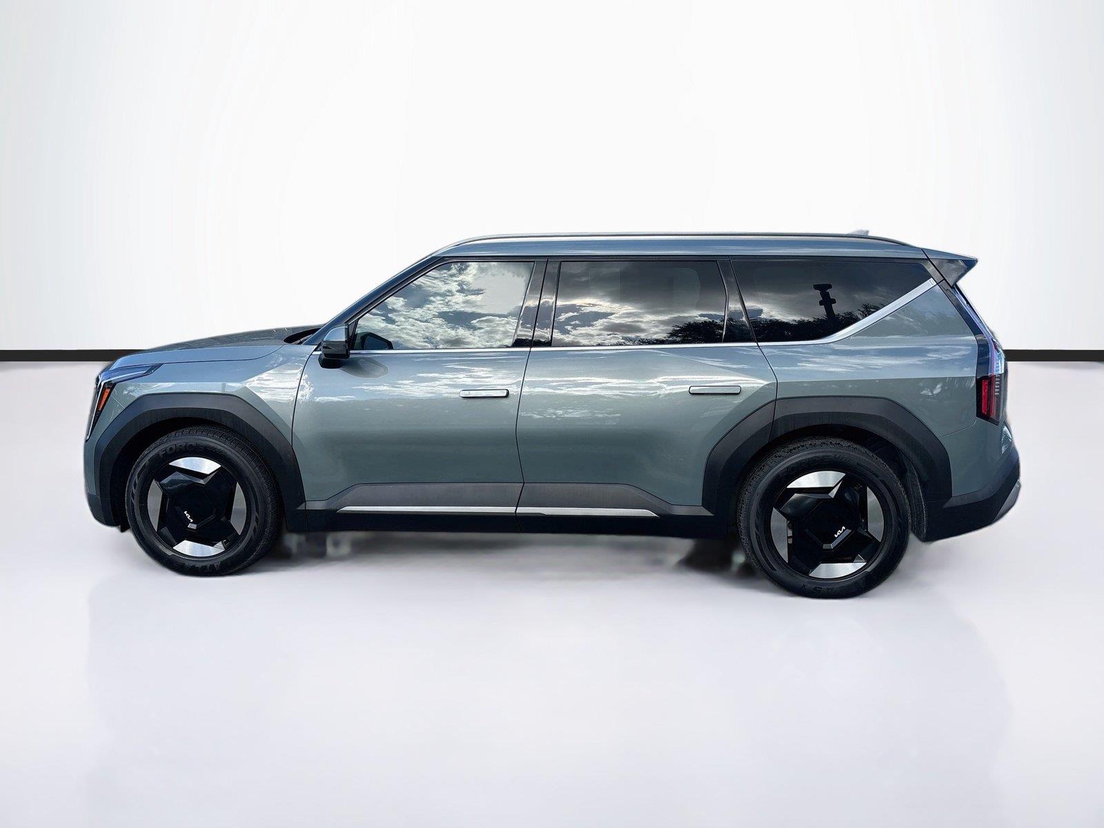 2024 Kia EV9 Wind