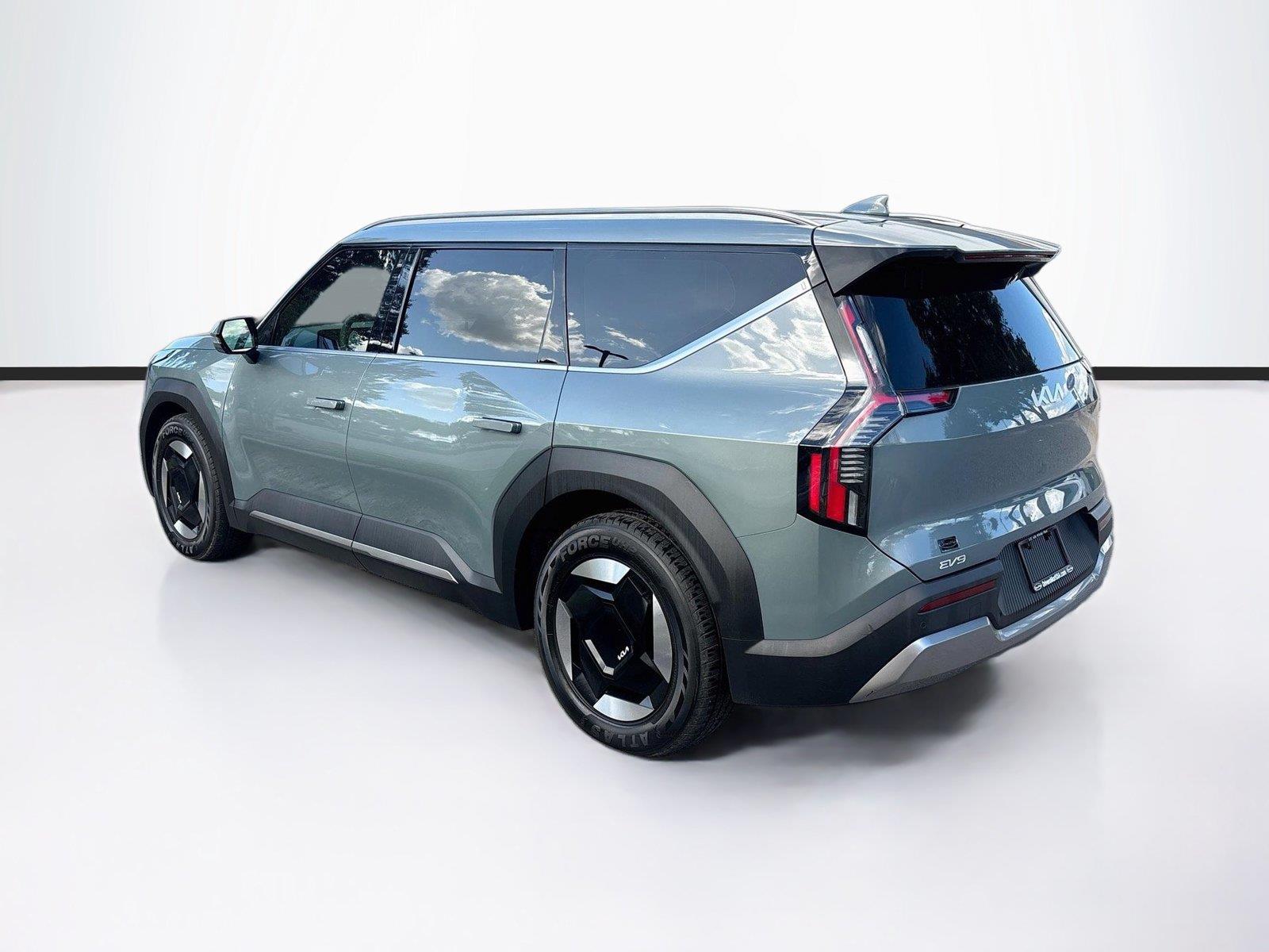 2024 Kia EV9 Wind