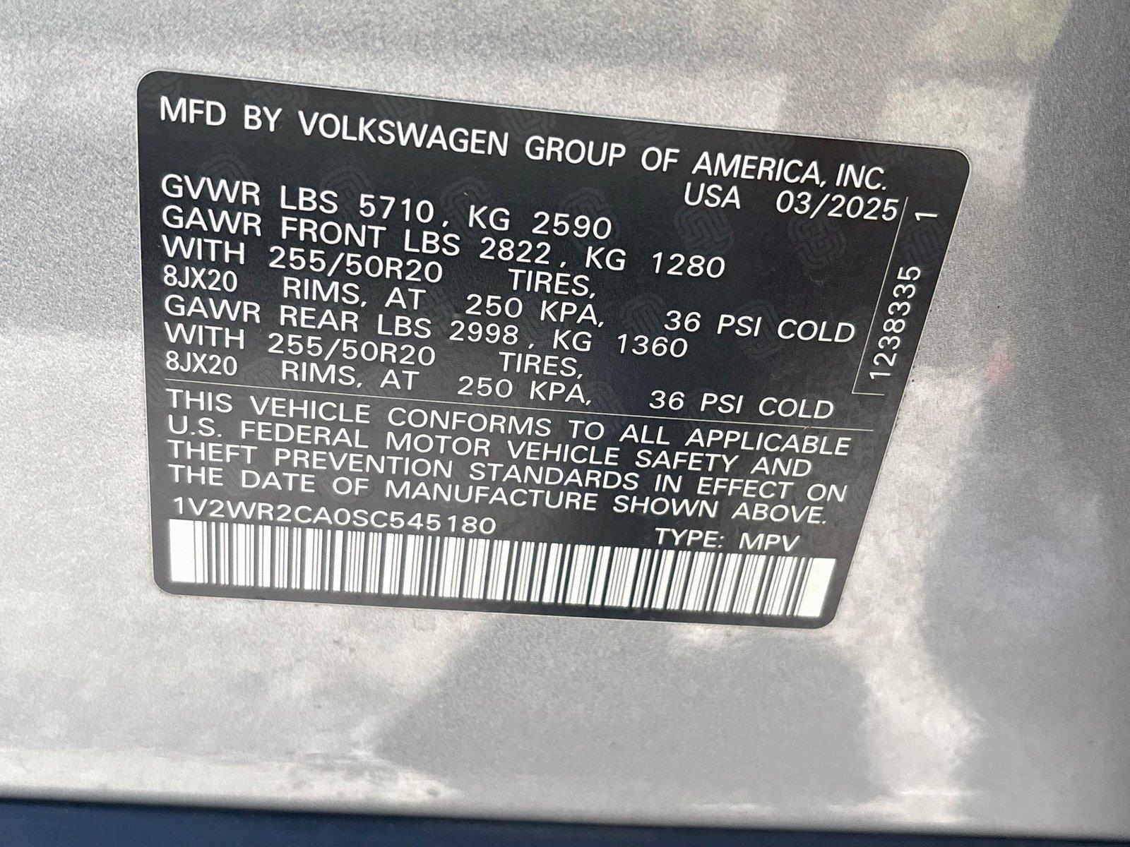 2025 Volkswagen Atlas 2.0T SE w/Technology