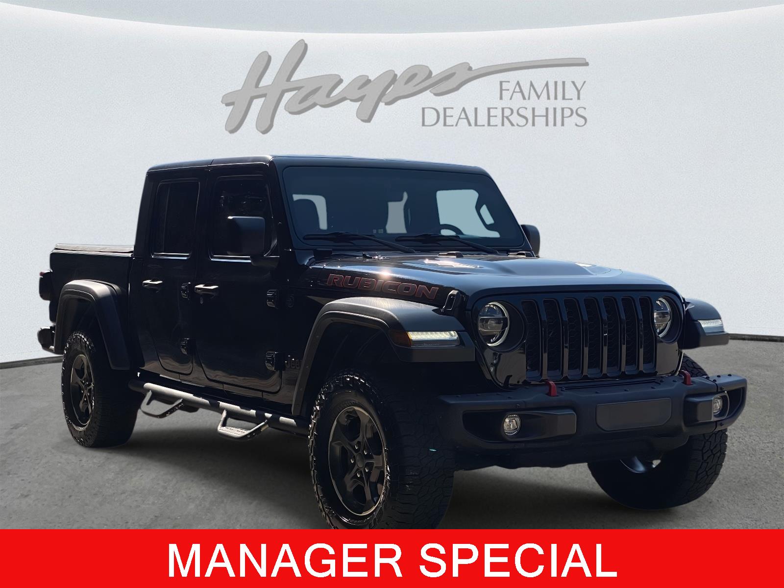 Black Clearcoat 2022 Jeep Gladiator Rubicon Crew Cab 4WD Pickup Truck Four-Wheel Drive 8-Speed Automatic