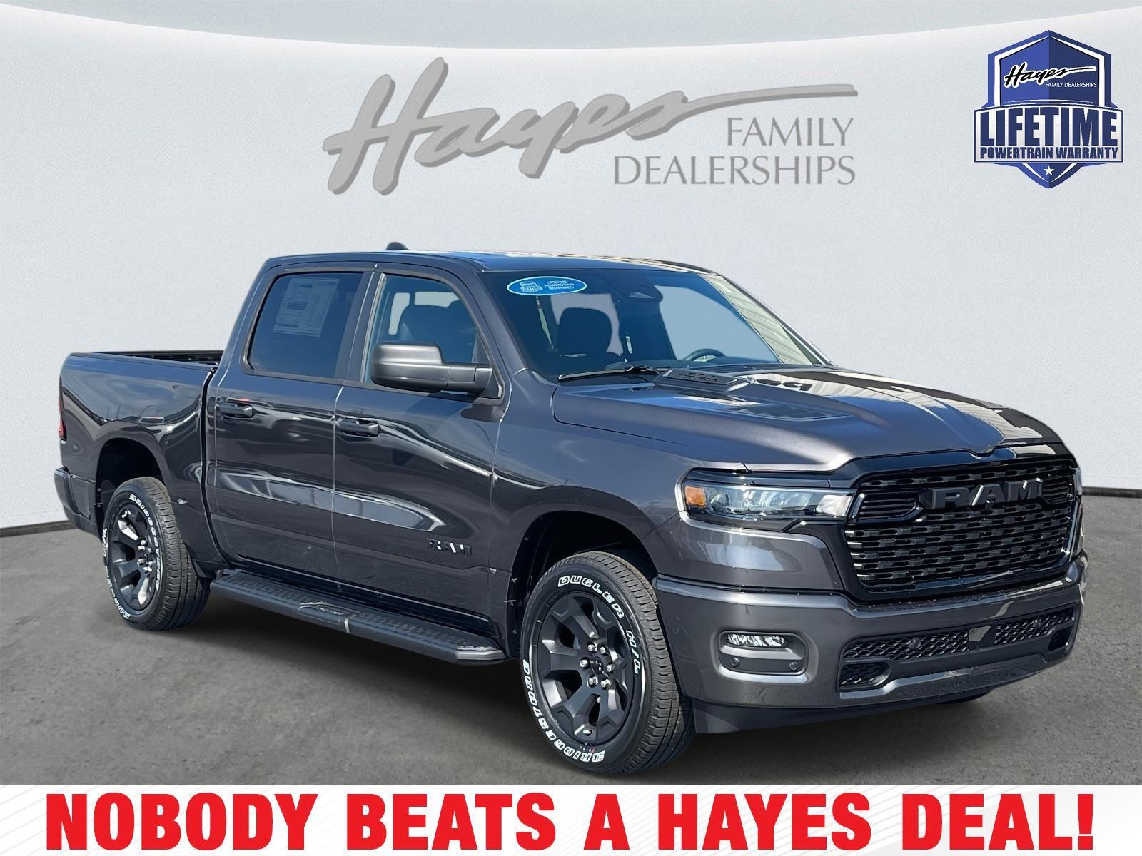 2026 RAM 1500 Express Crew Cab 4WD