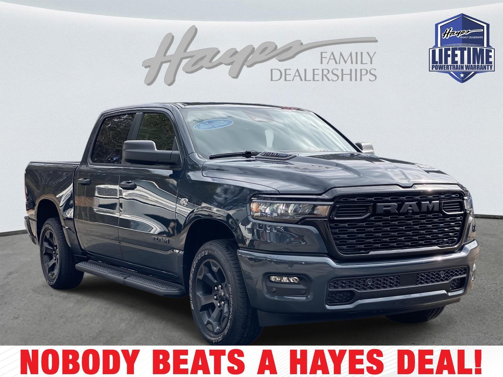 2026 RAM 1500 Express Crew Cab 4WD