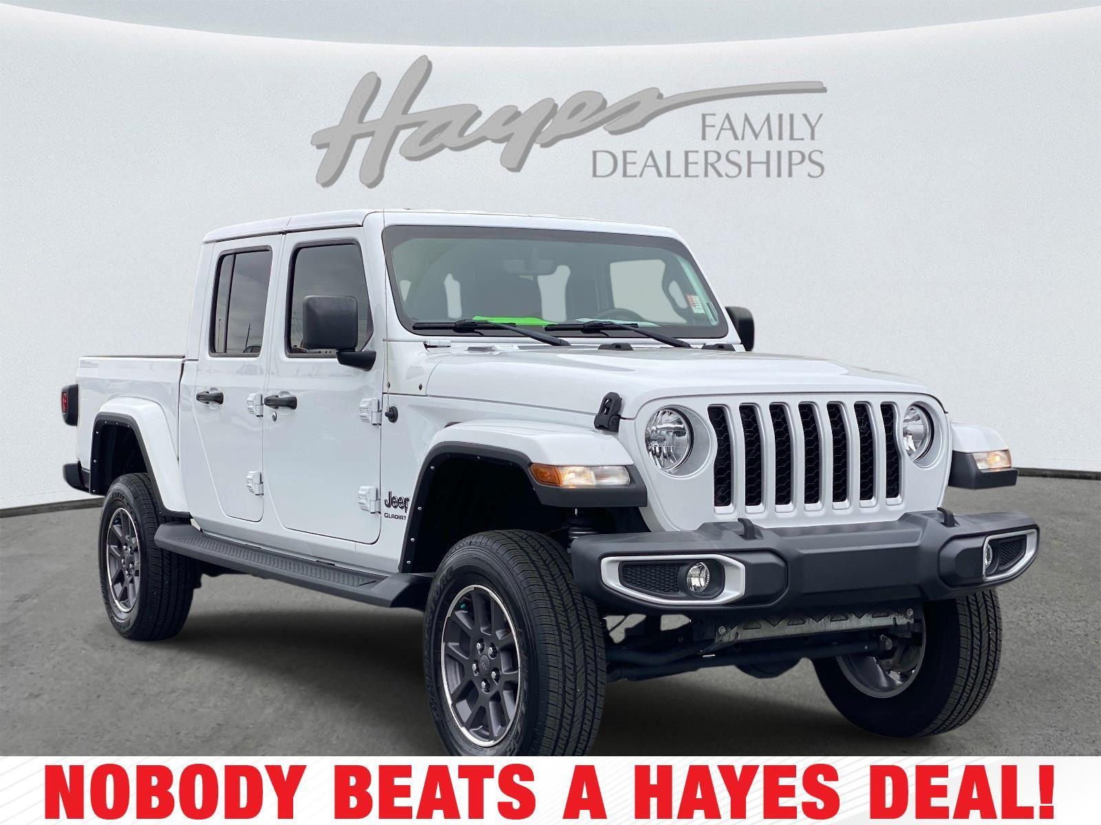 2022 Jeep Gladiator Overland Crew Cab 4WD