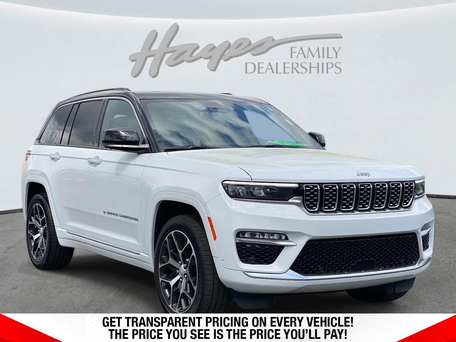 Bright White Clearcoat 2025 Jeep Grand Cherokee Summit Reserve 4WD SUV / Crossover Four-Wheel Drive 8-Speed Automatic