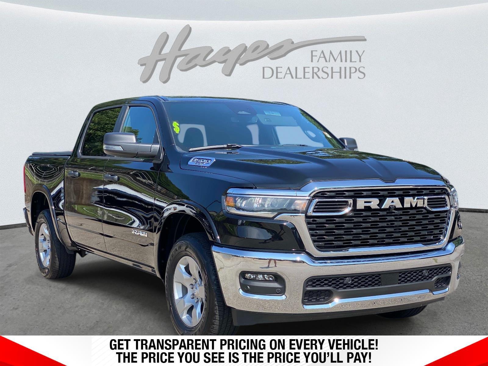 Diamond Black Crystal Pearlcoat 2025 RAM 1500 Pickup Truck Four-Wheel Drive 8-Speed Automatic