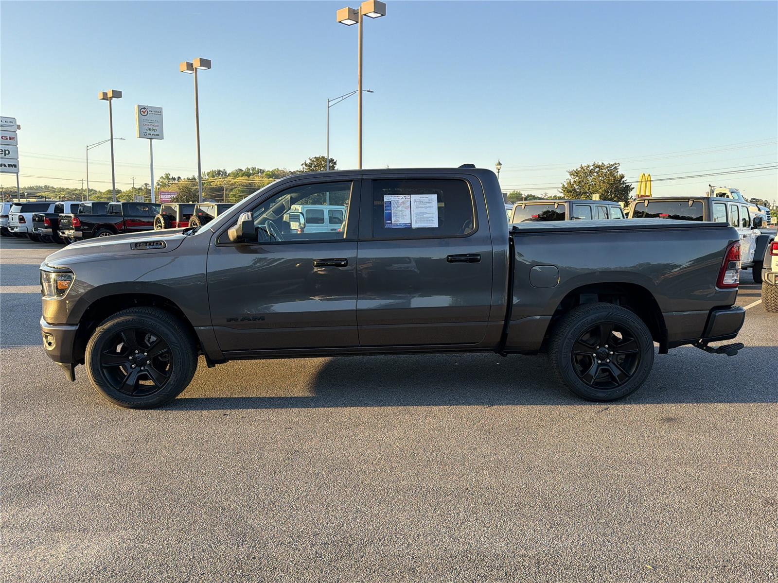 View vehicle photo 6