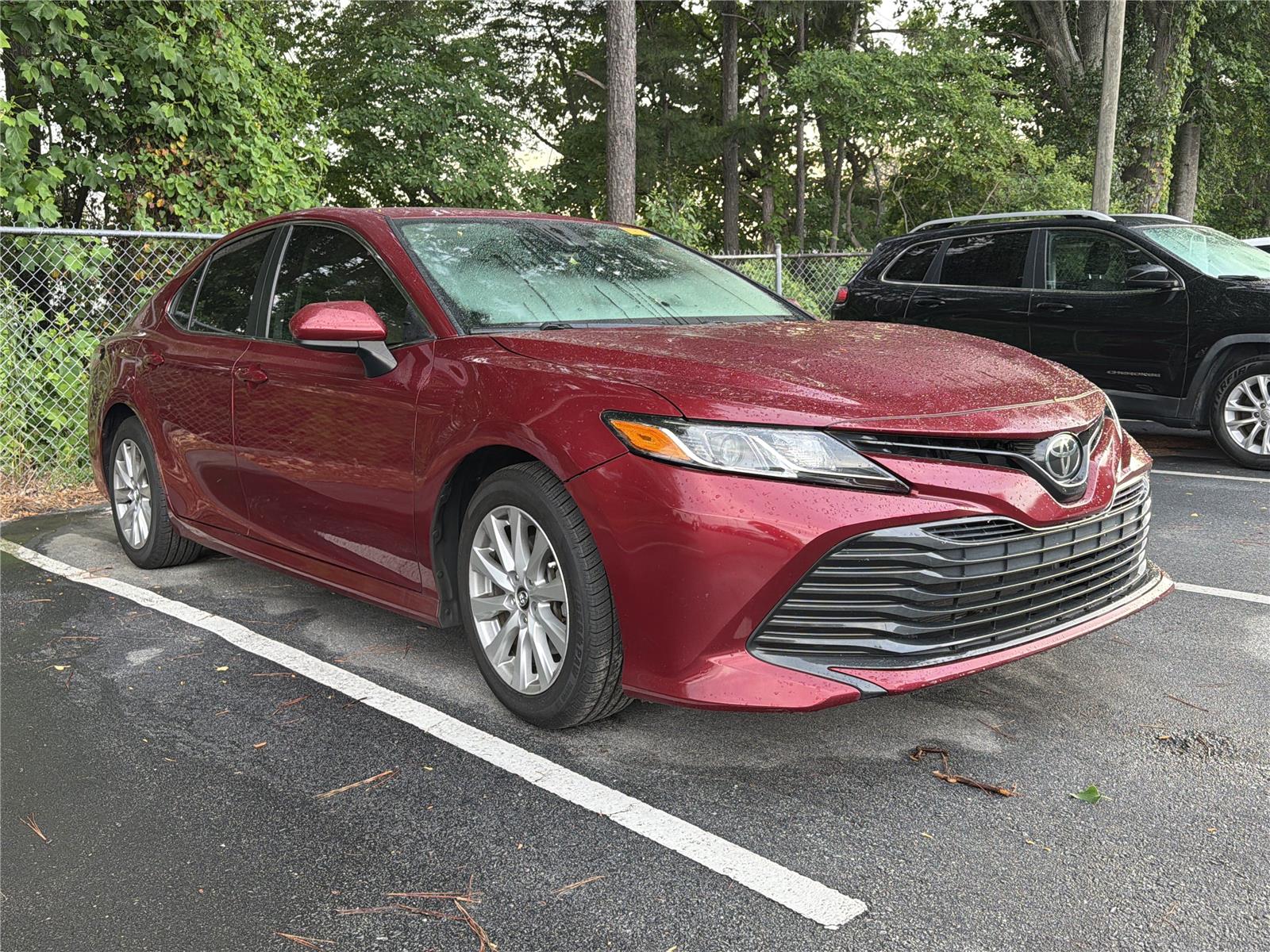 View vehicle photo 3