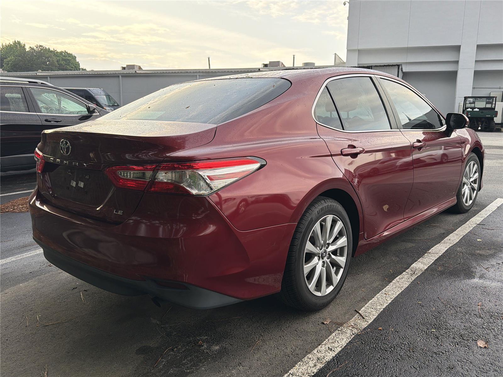 View vehicle photo 4