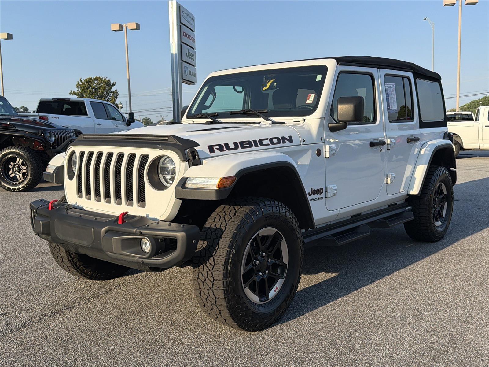 Bright White Clearcoat 2019 Jeep Wrangler SUV / Crossover Four-Wheel Drive 8-Speed Automatic