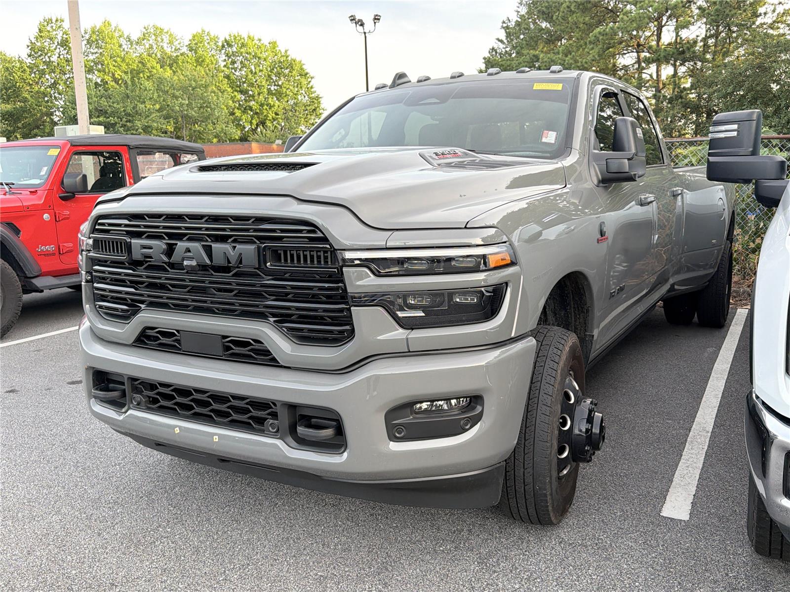 Ceramic Gray Clearcoat 2025 RAM 3500 Pickup Truck Four-Wheel Drive 8-Speed Automatic