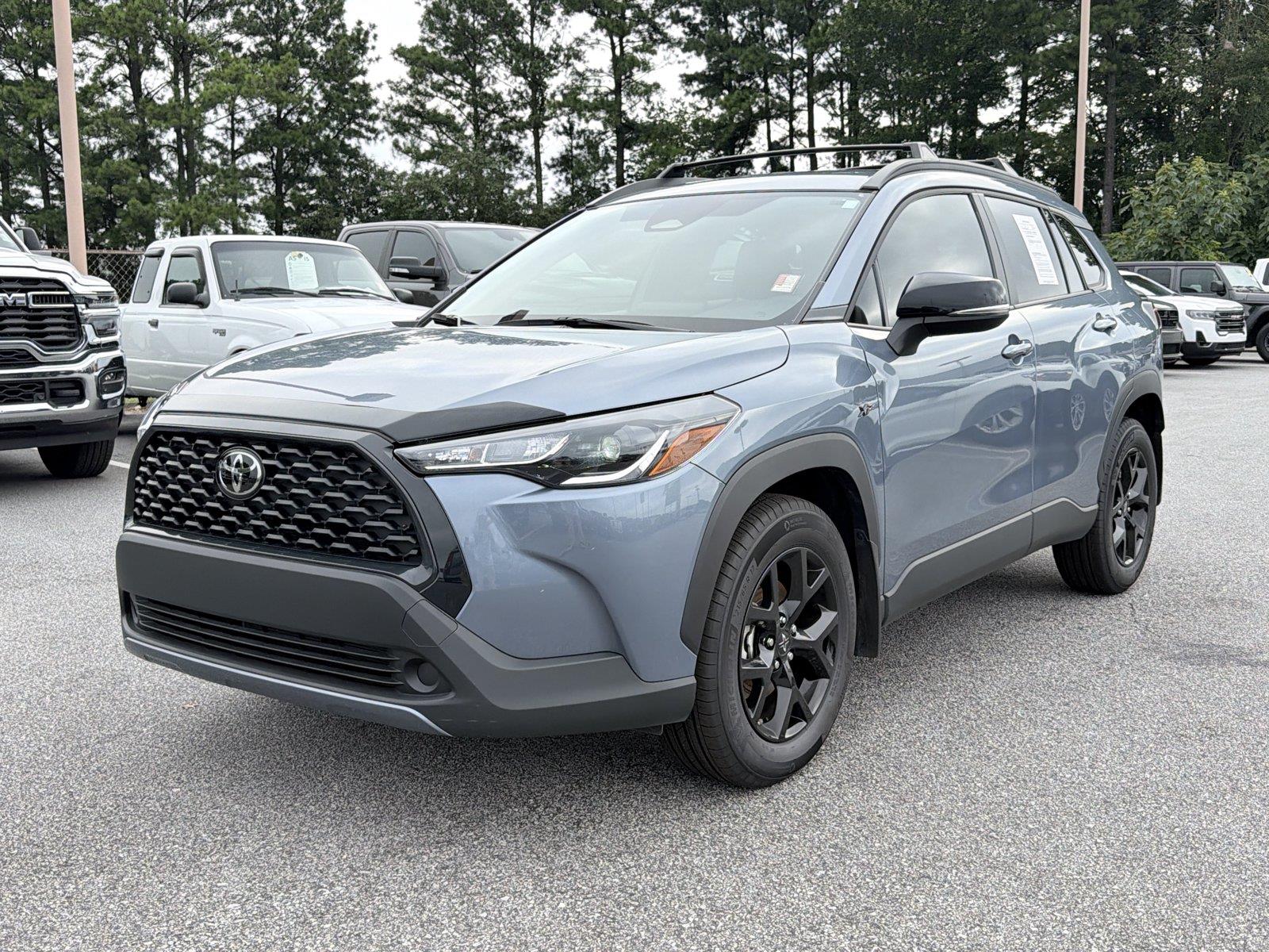 2025 Toyota Corolla Cross LE FWD