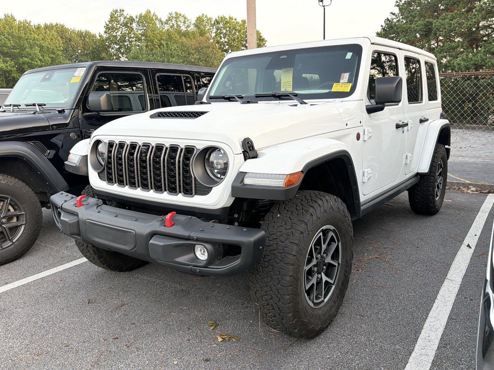 Bright White Clearcoat 2026 Jeep Wrangler SUV / Crossover Four-Wheel Drive 6-Speed Manual