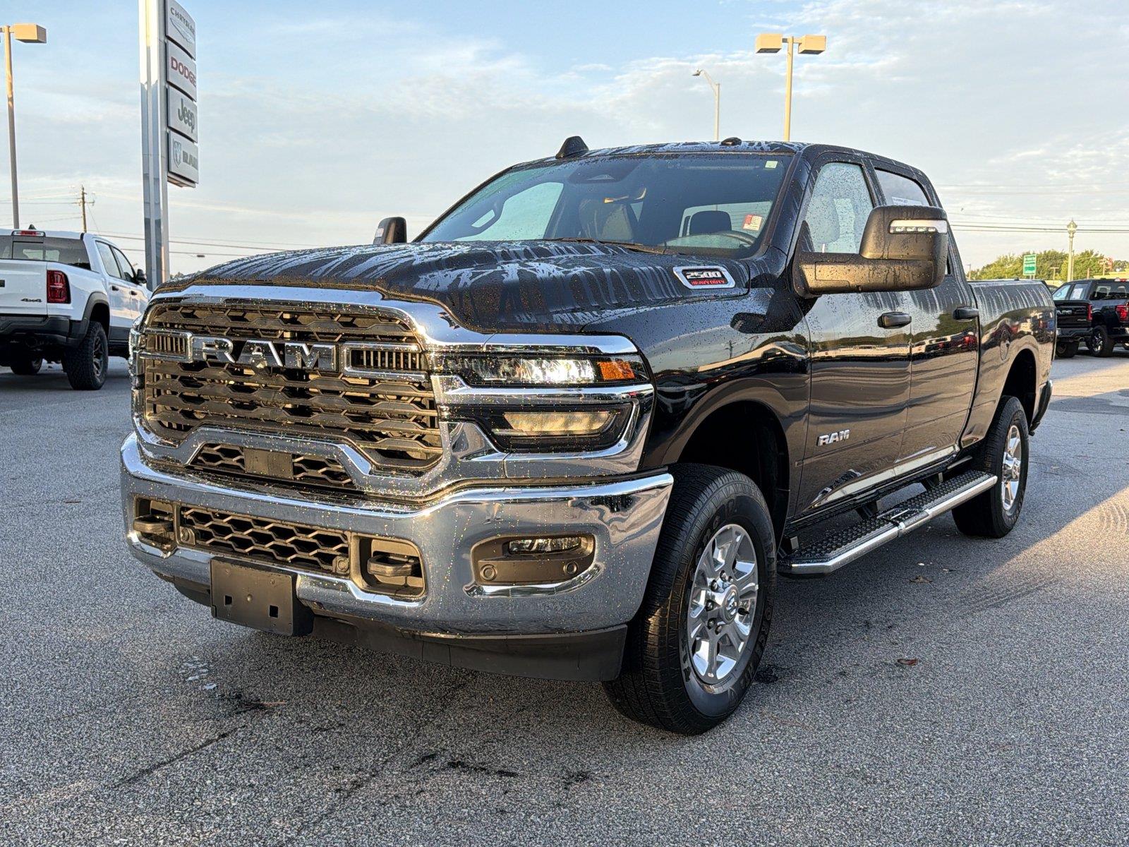 Diamond Black Crystal Pearlcoat 2026 RAM 2500 Pickup Truck Four-Wheel Drive 8-Speed Automatic