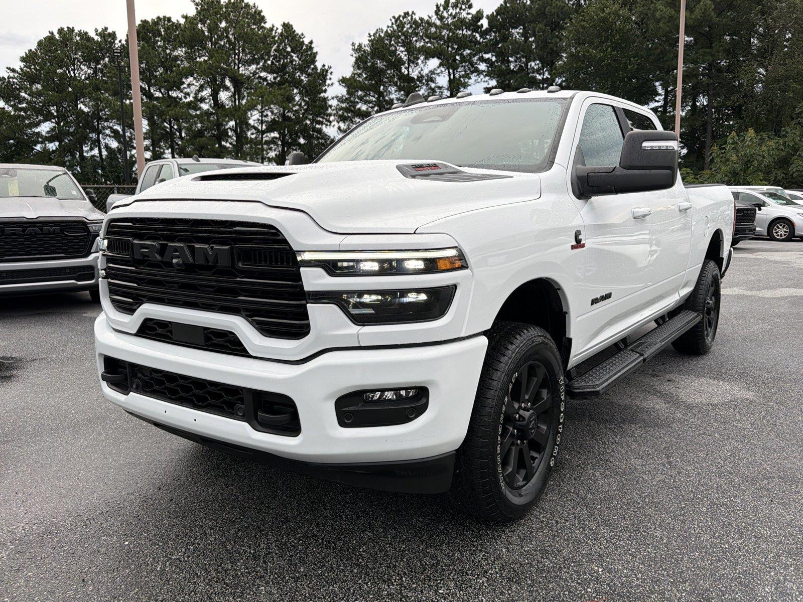 Bright White Clearcoat 2025 RAM 2500 Pickup Truck Four-Wheel Drive 8-Speed Automatic