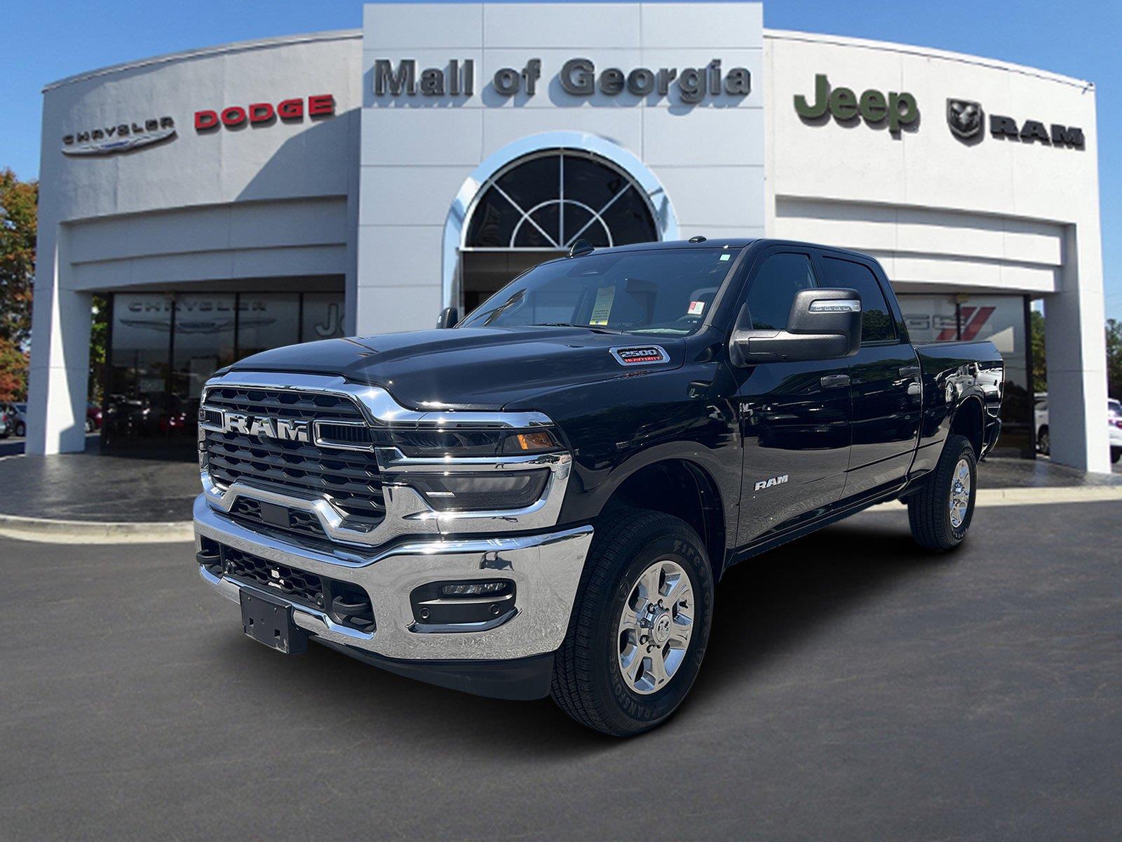 Diamond Black Crystal Pearlcoat 2026 RAM 2500 Pickup Truck Four-Wheel Drive 8-Speed Automatic