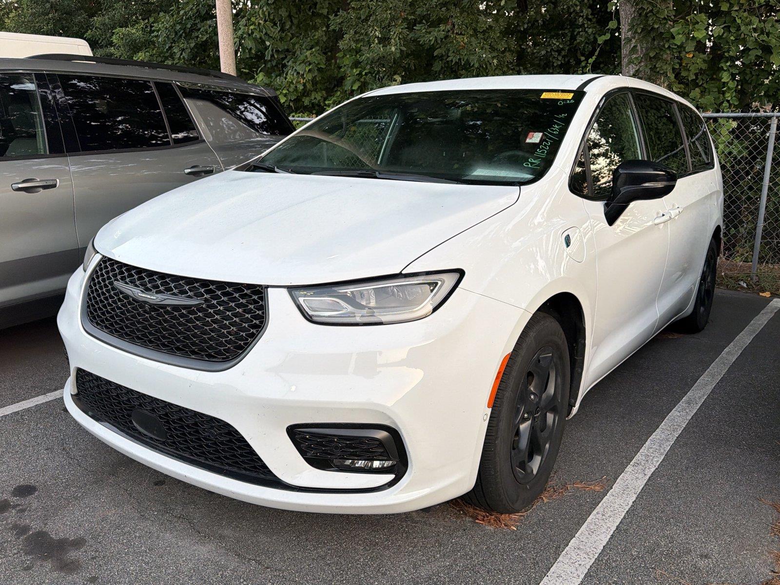 Bright White Clearcoat 2024 Chrysler Pacifica Hybrid Minivan Front-Wheel Drive Automatic