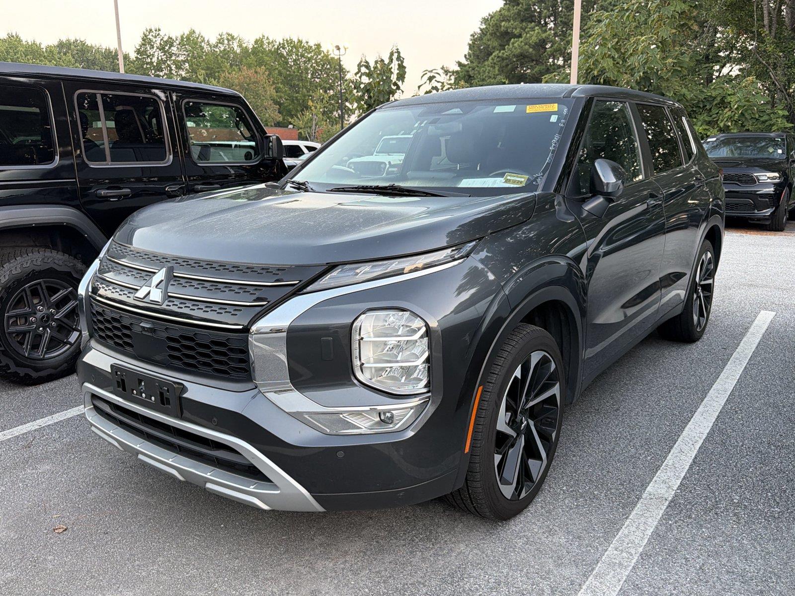  2024 Mitsubishi Outlander SUV / Crossover All-Wheel Drive 