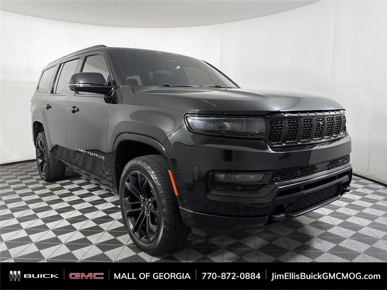 Diamond Black Crystal Pearlcoat 2023 Jeep Grand Wagoneer SUV / Crossover Four-Wheel Drive 8-Speed Automatic