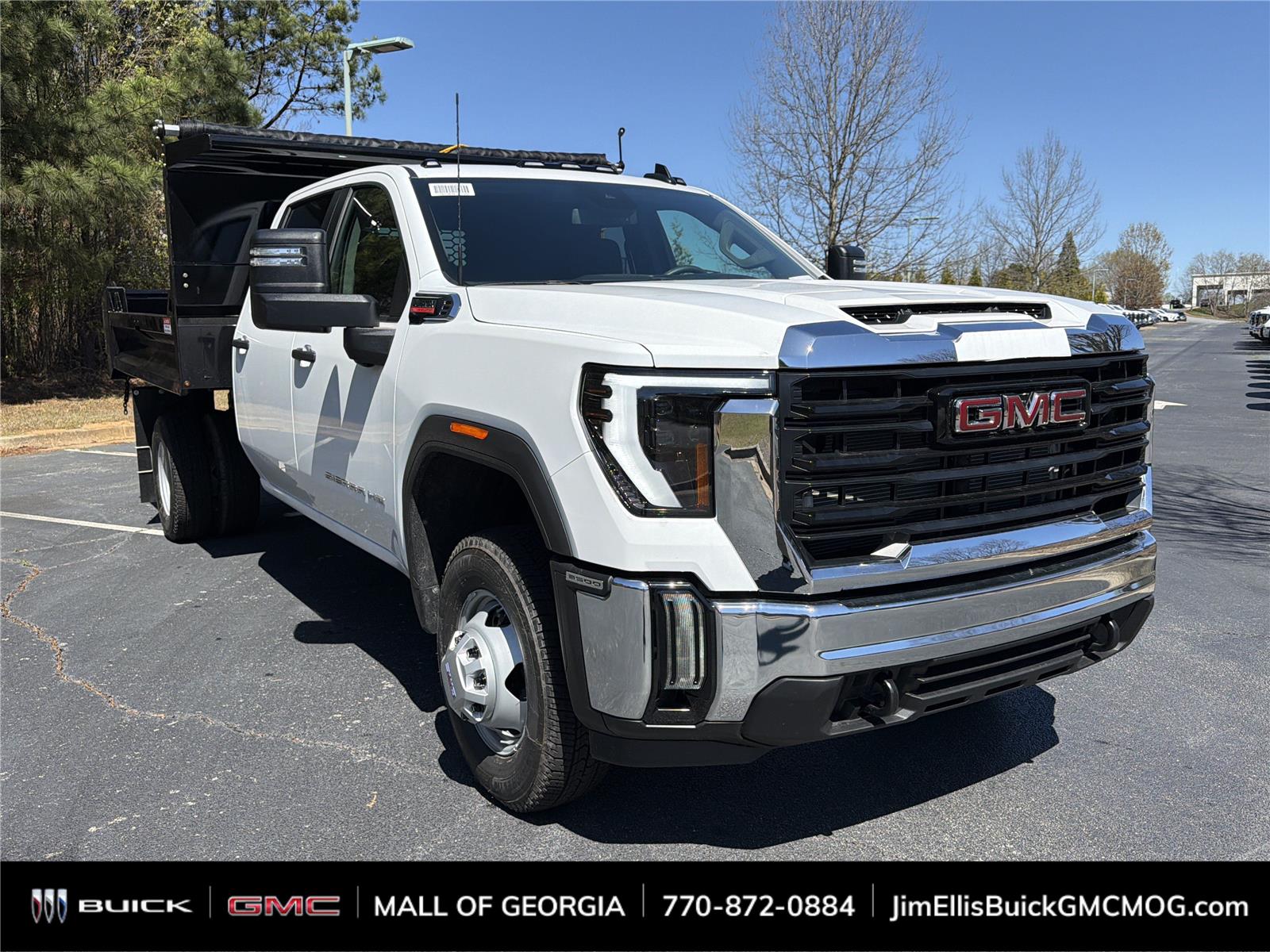 Summit White 2026 GMC Sierra 3500HD Chassis Pickup Truck Four-Wheel Drive Automatic