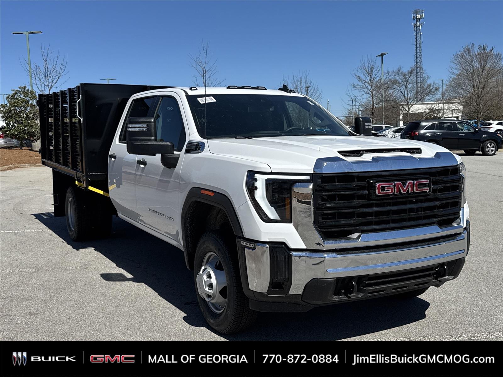 Summit White 2025 GMC Sierra 3500HD Chassis Pickup Truck 4X2 Automatic