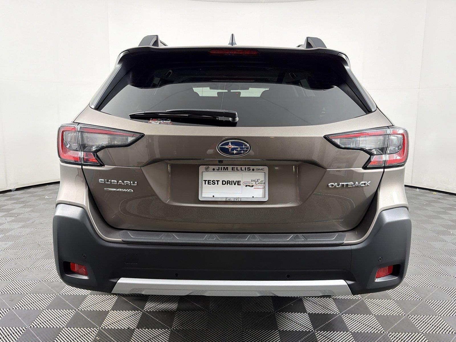 View vehicle photo 5