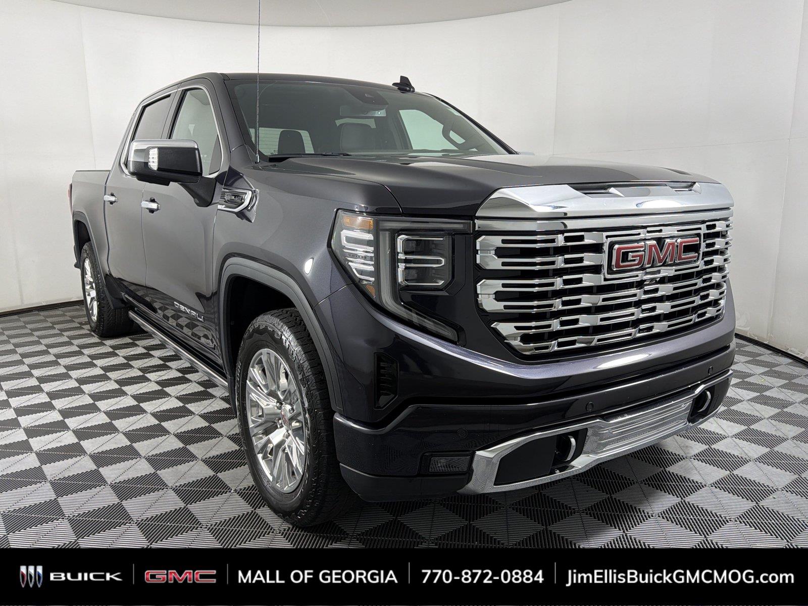 ONYX BLACK 2022 GMC Sierra 1500 Pickup Truck Four-Wheel Drive