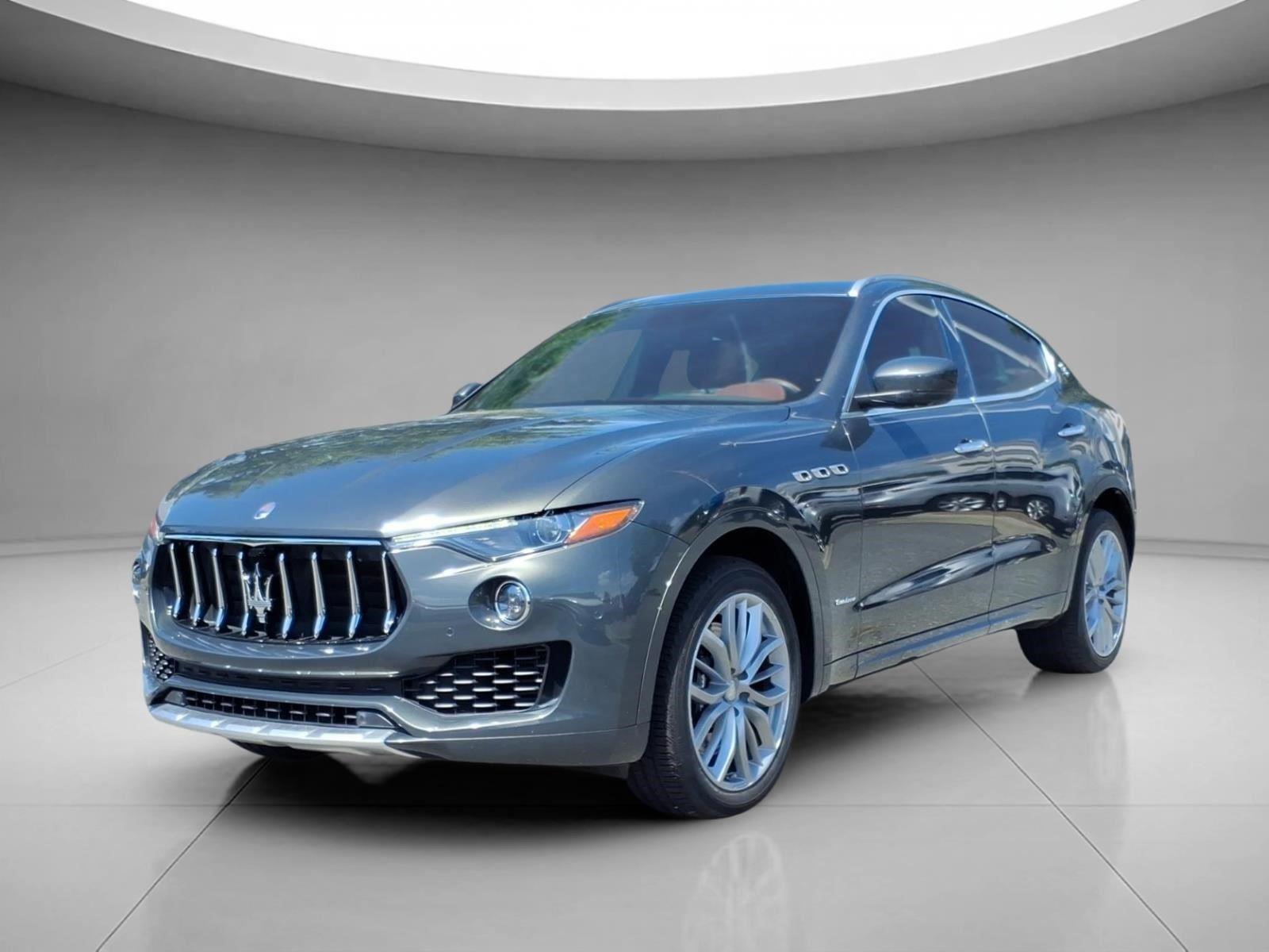 Grigio Metallo Metallic 2018 Maserati Levante S GranLusso 3.0L AWD SUV / Crossover All-Wheel Drive Automatic