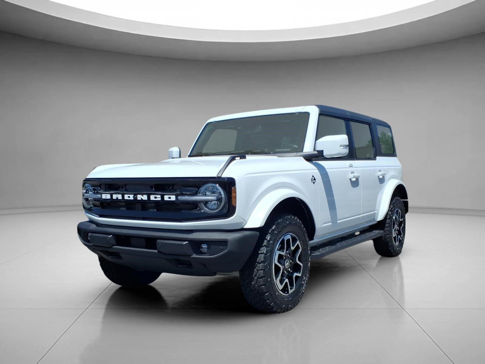 Oxford White 2022 Ford Bronco SUV / Crossover Four-Wheel Drive Automatic