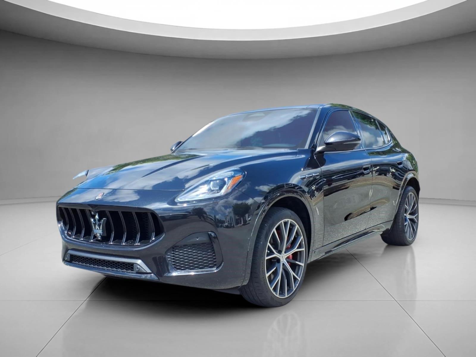 Nero Tempesta Metallic 2023 Maserati Grecale SUV / Crossover All-Wheel Drive Automatic