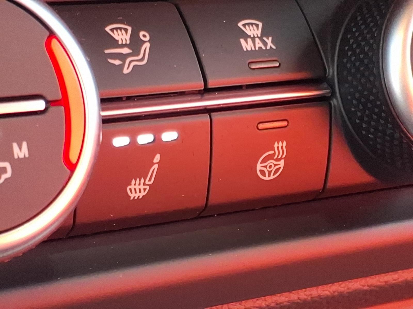 New 2026 Vulcano Black Metallic Alfa Romeo  image 5
