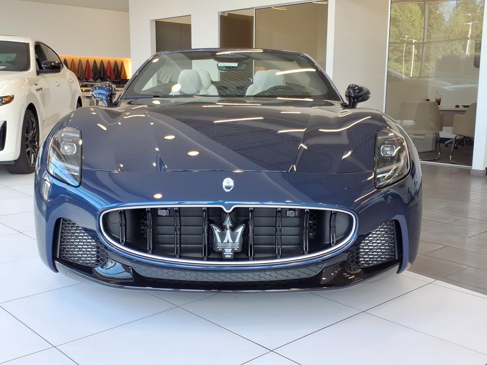 New 2026 Blu Modena Metallic Maserati  image 12