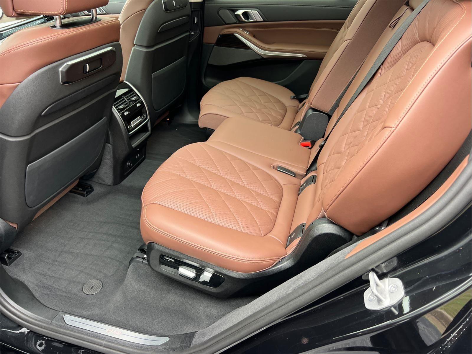 Used 2025 BMW X7 Sedan