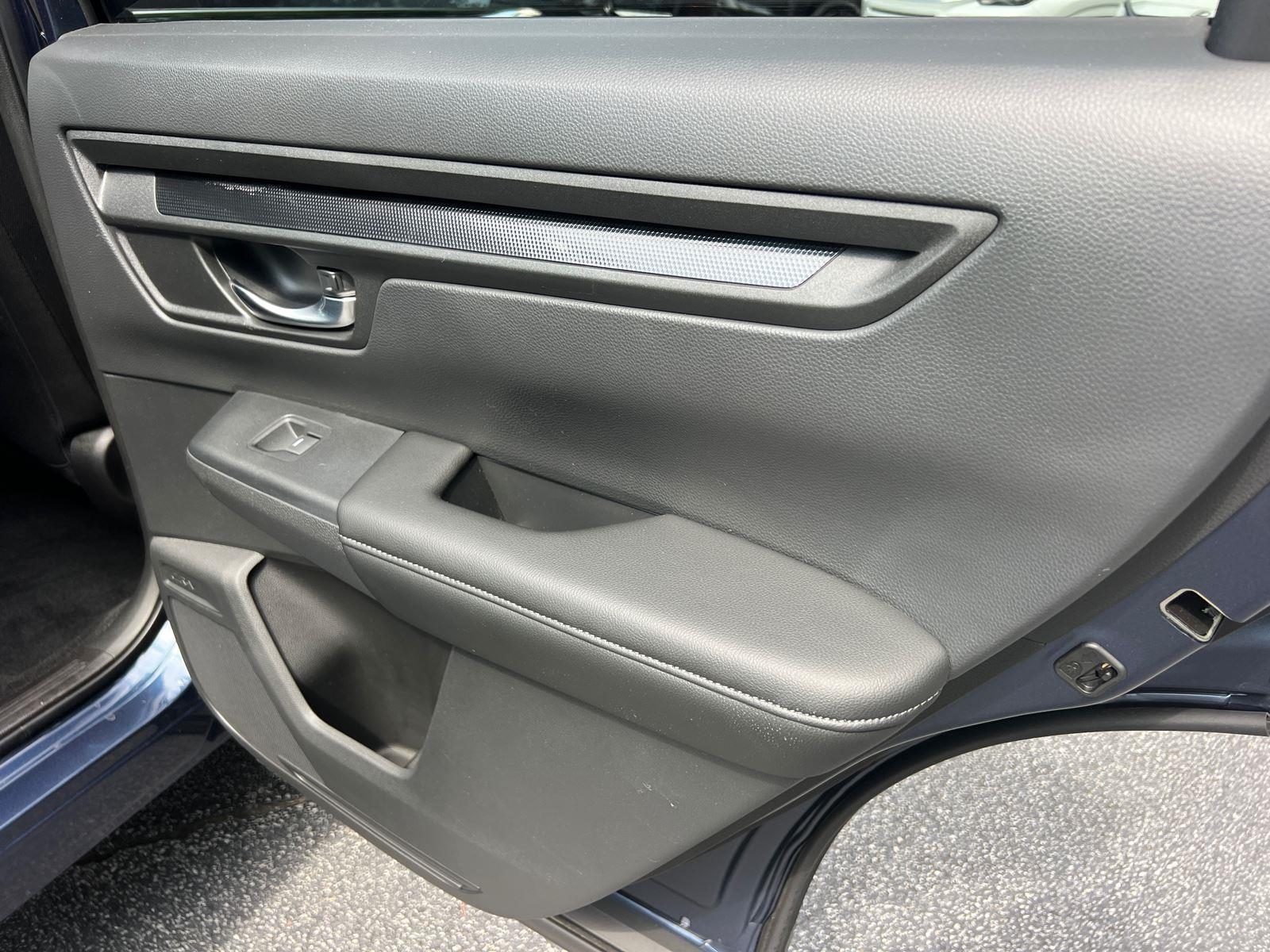 Used 2025 Honda CR-V Sedan