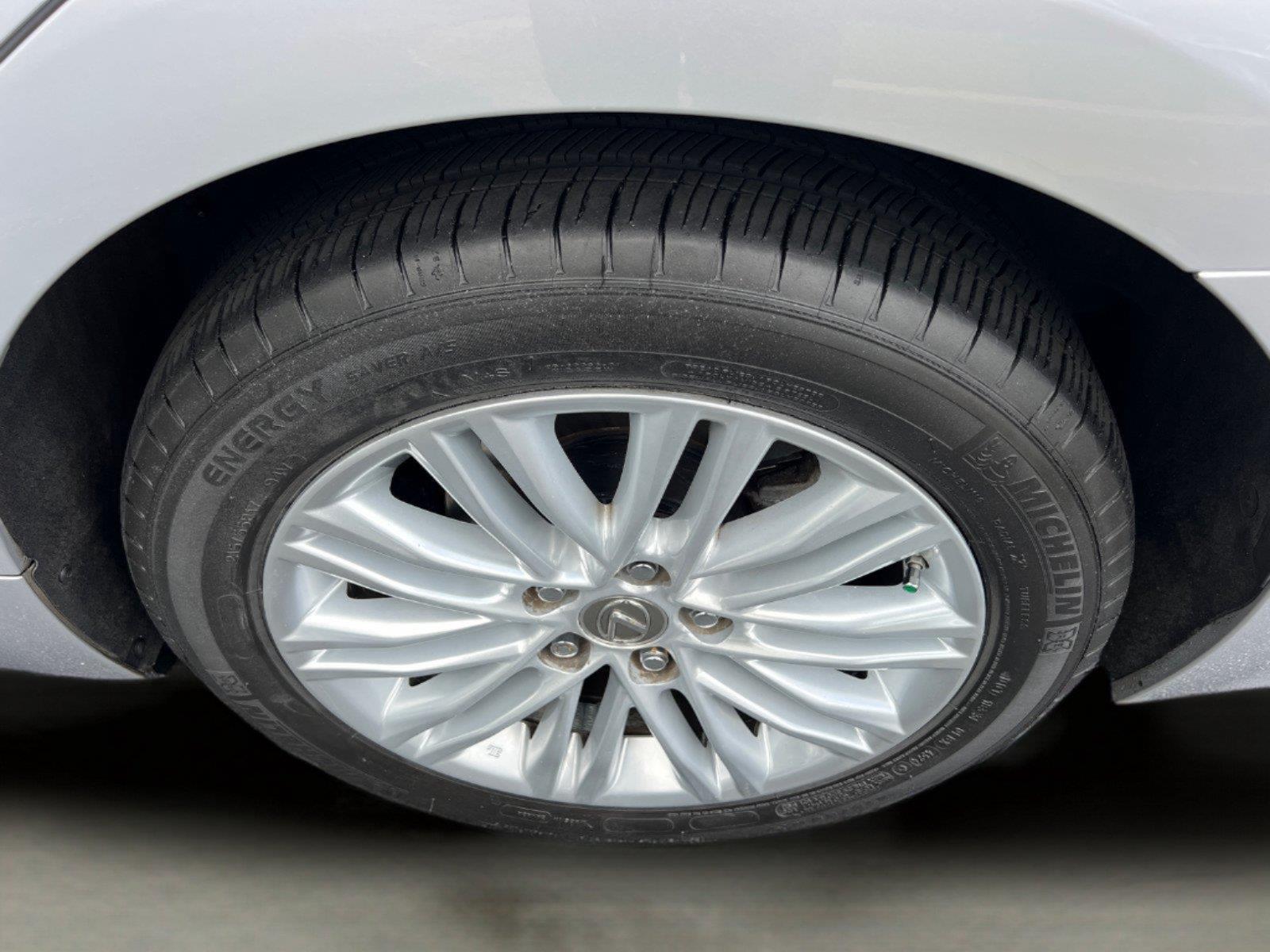 Used 2013 Lexus ES 350 Sedan