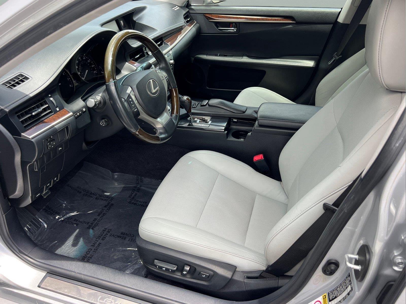 Used 2013 Lexus ES 350 Sedan