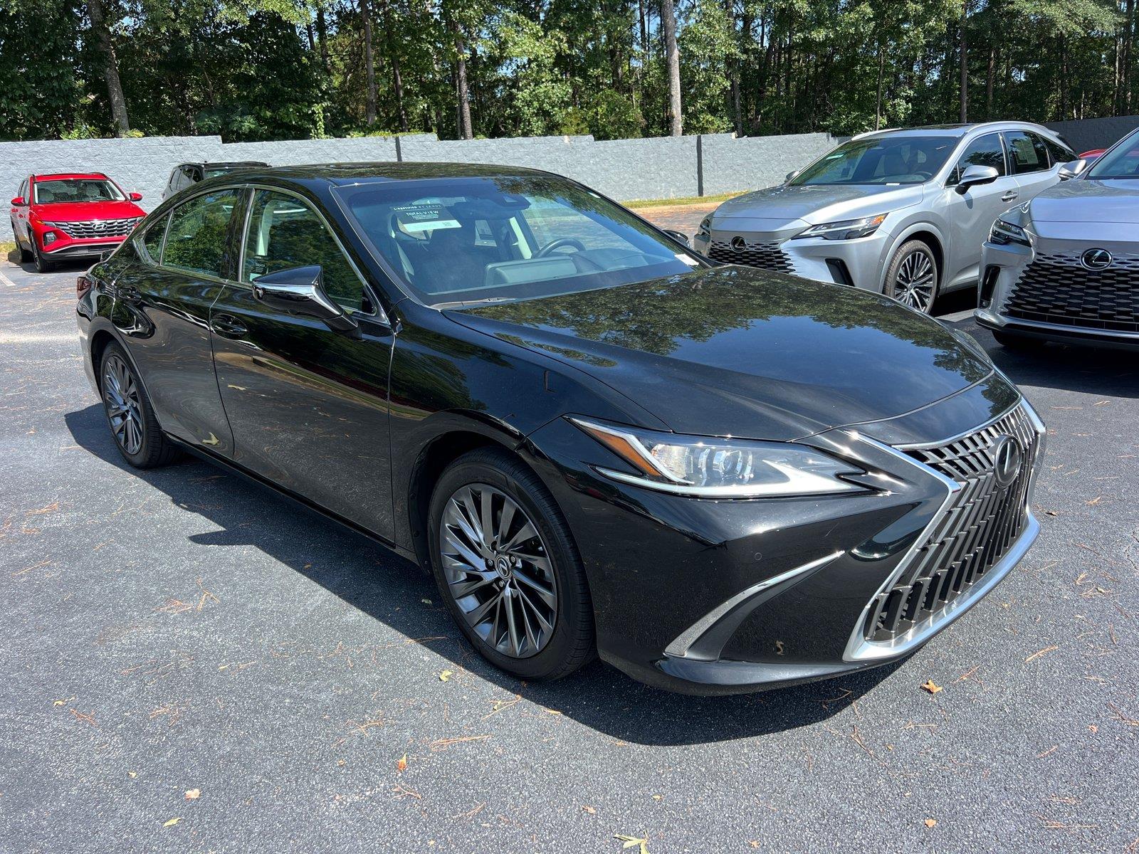 Used 2024 Lexus ES Sedan