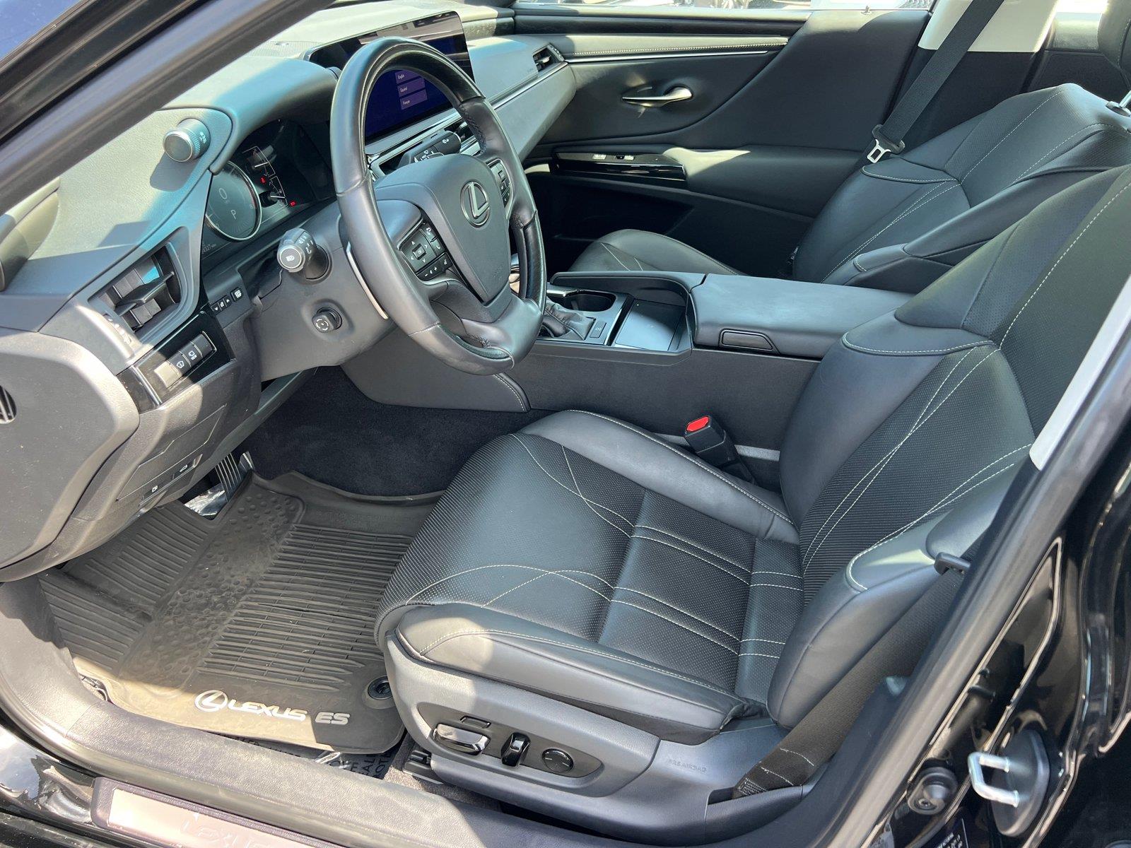 Used 2024 Lexus ES Sedan