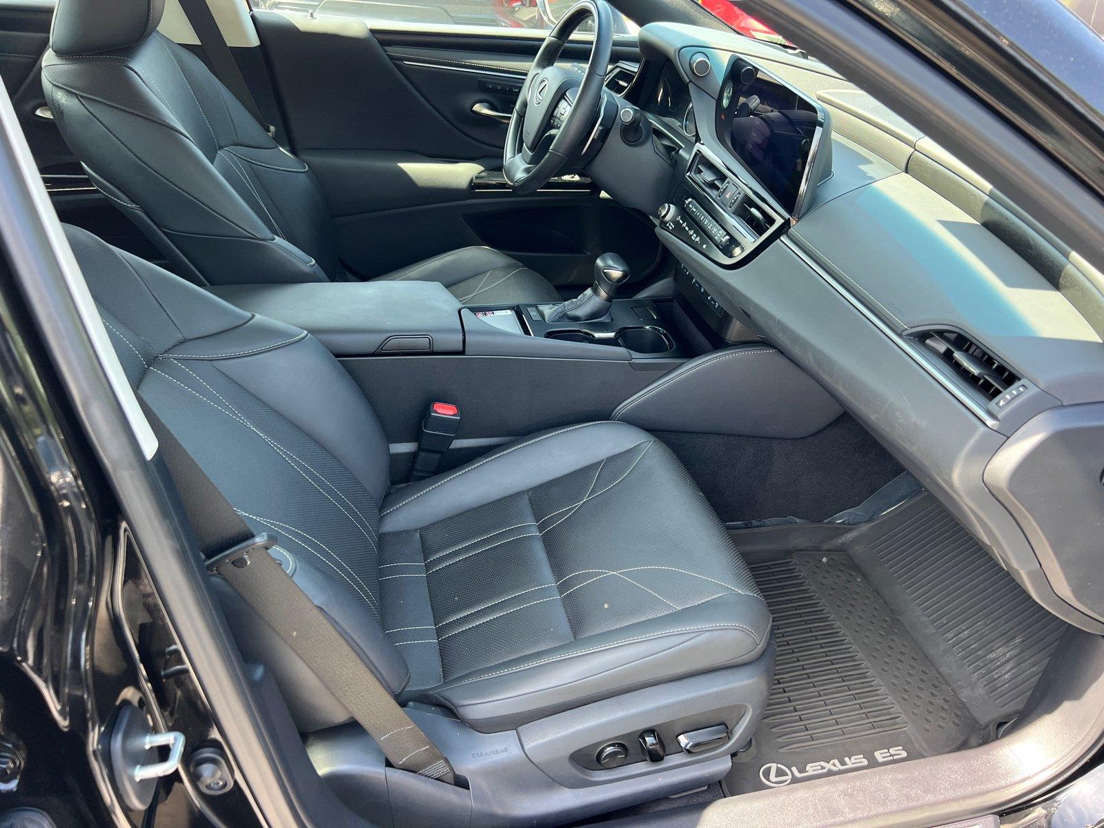 Used 2024 Lexus ES Sedan