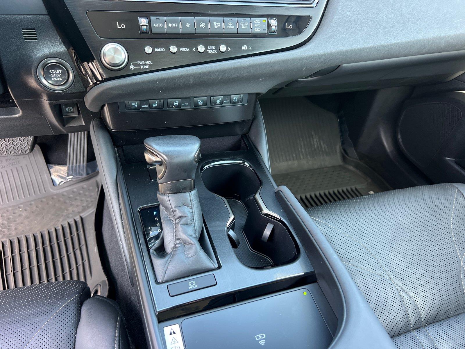 Used 2024 Lexus ES Sedan