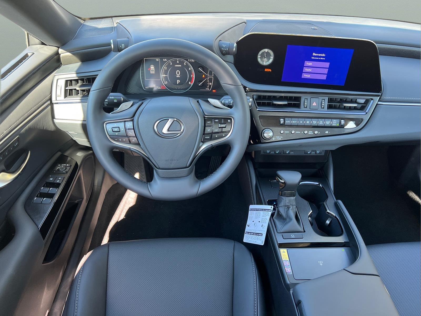 Used 2025 Lexus ES Sedan