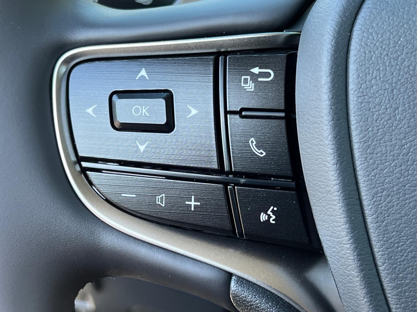 Used 2025 Lexus ES Sedan