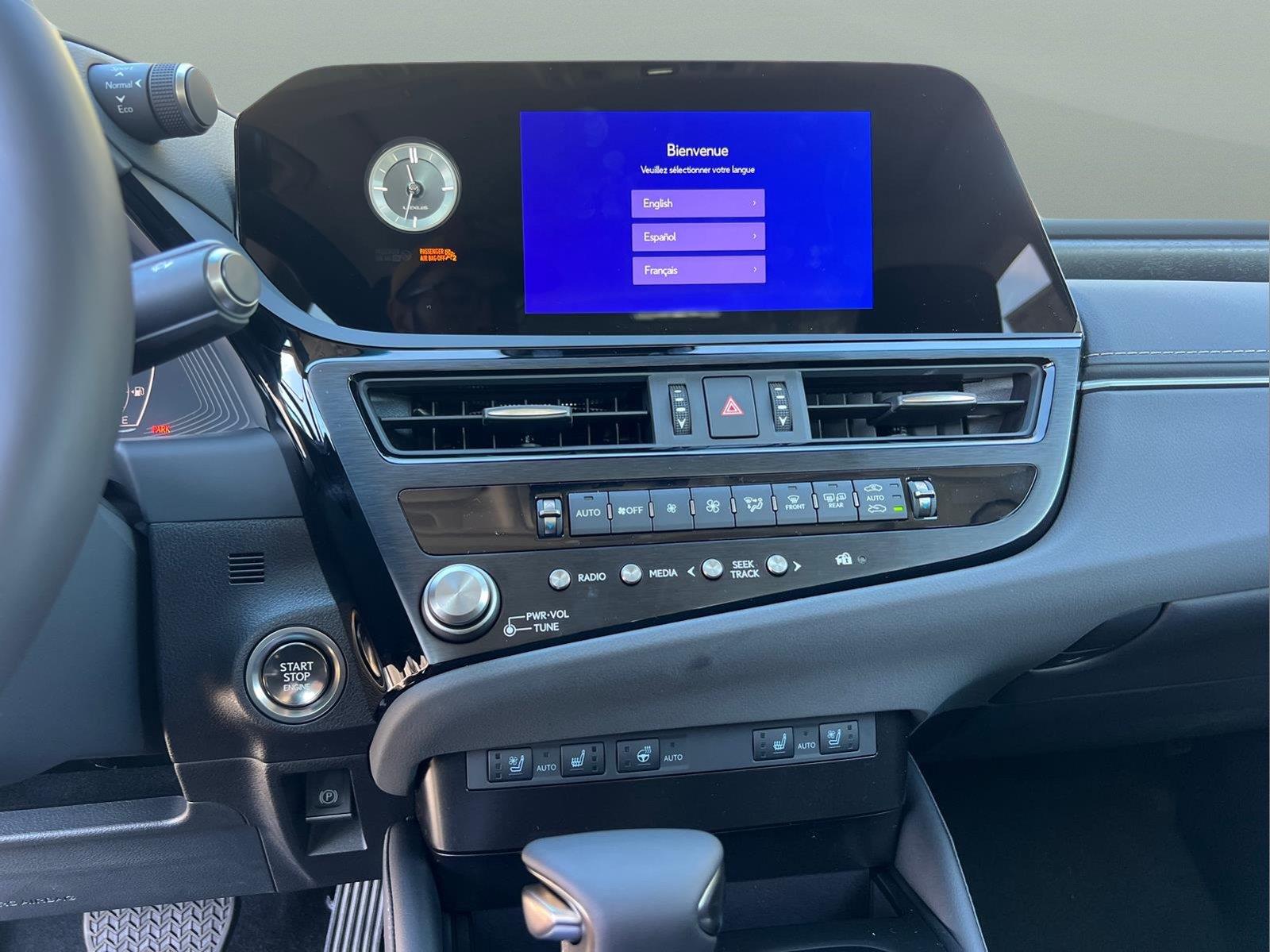 Used 2025 Lexus ES Sedan