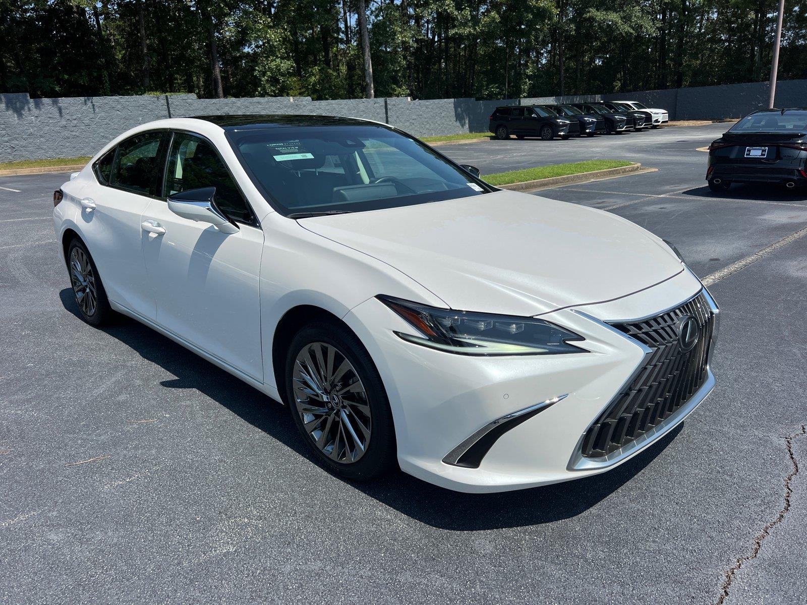 Used 2024 Lexus ES Sedan