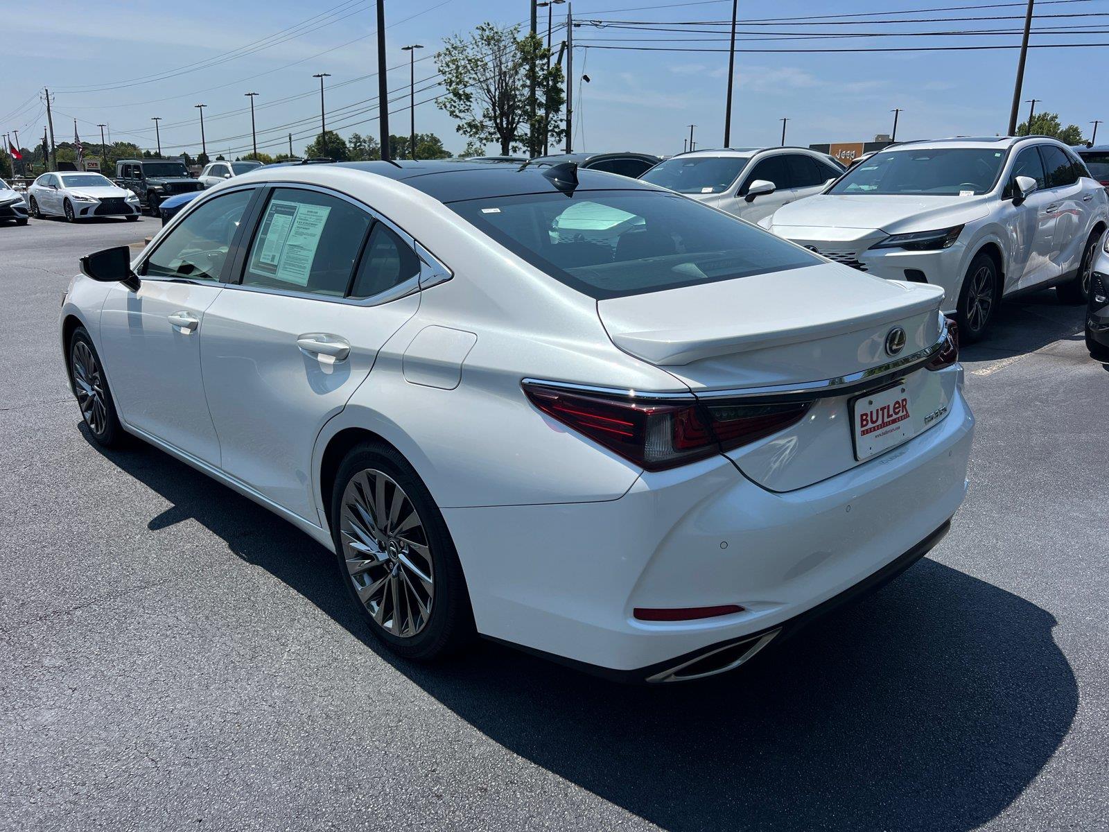 Used 2024 Lexus ES Sedan