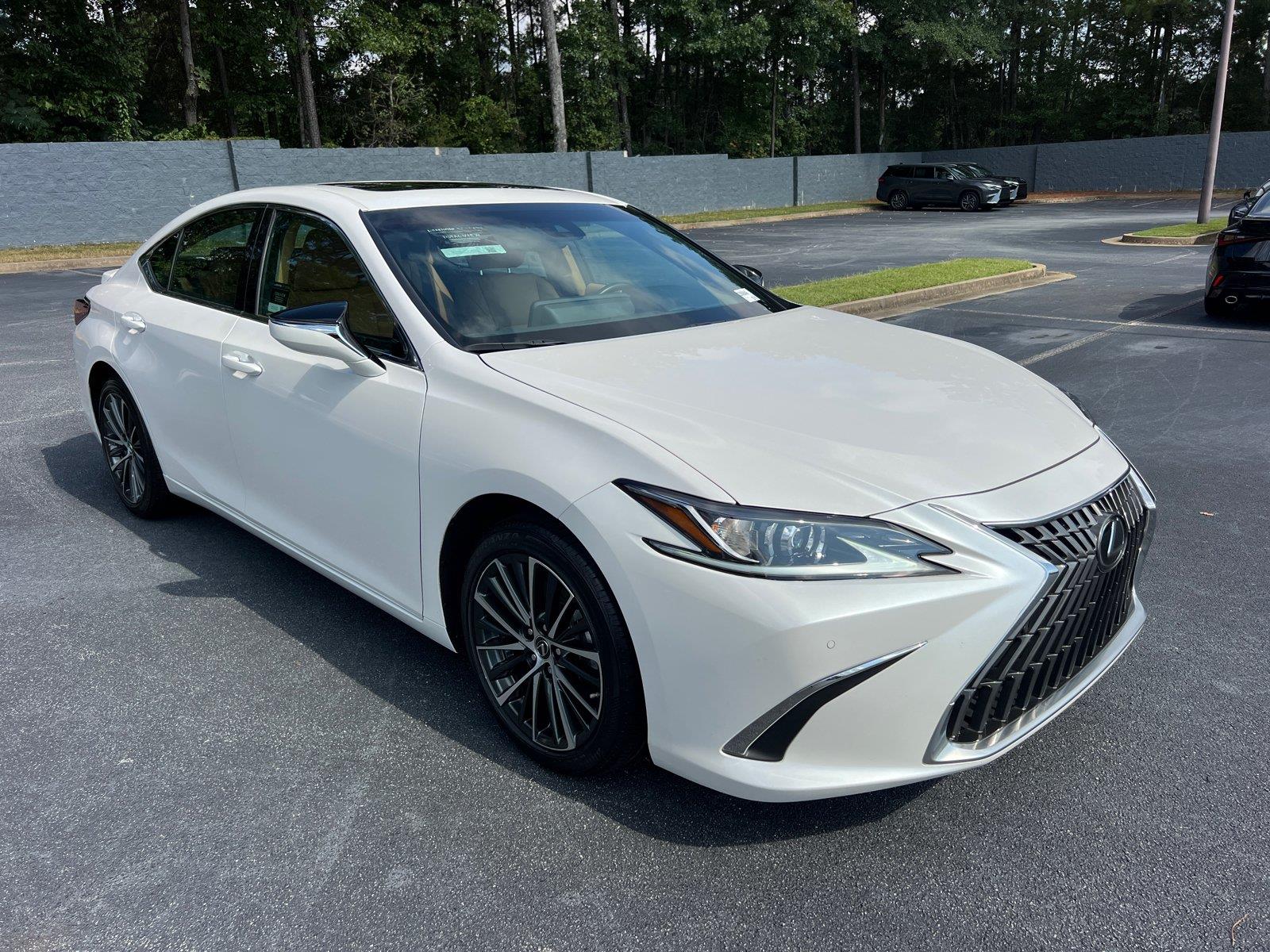 Used 2025 Lexus ES Sedan