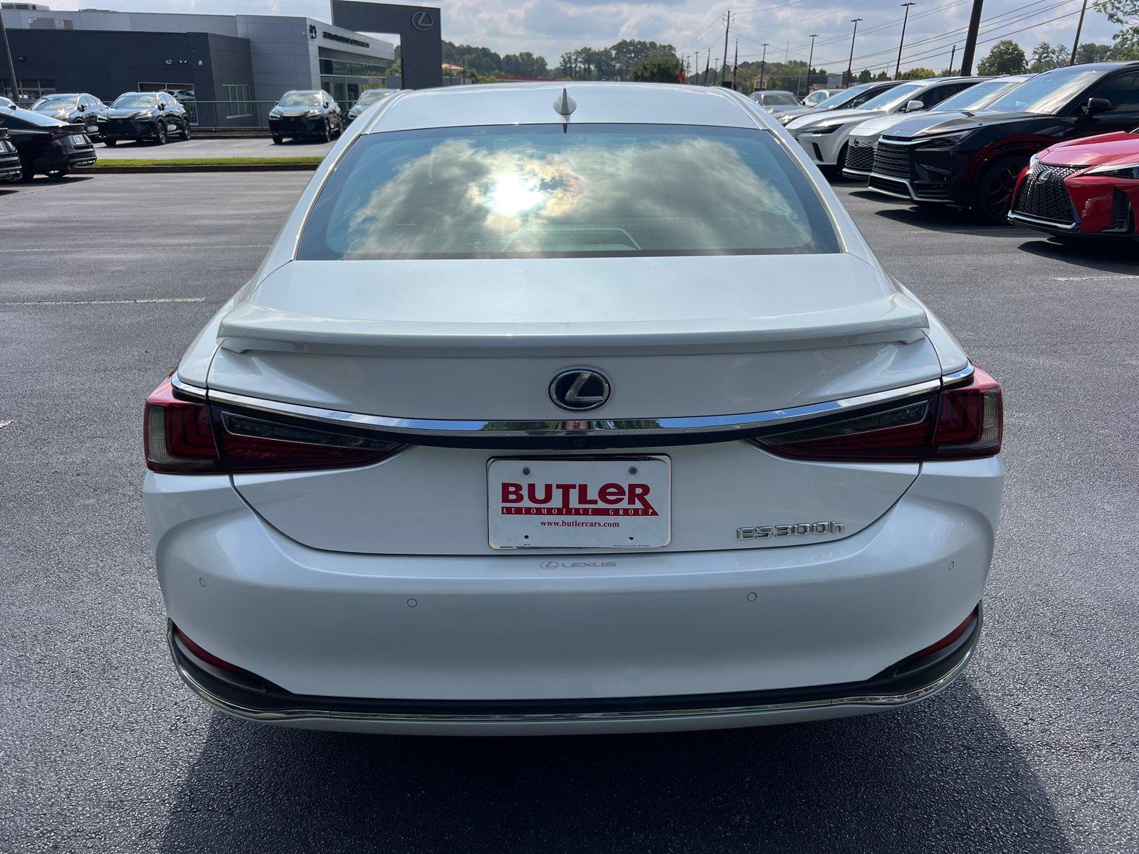 Used 2025 Lexus ES Sedan