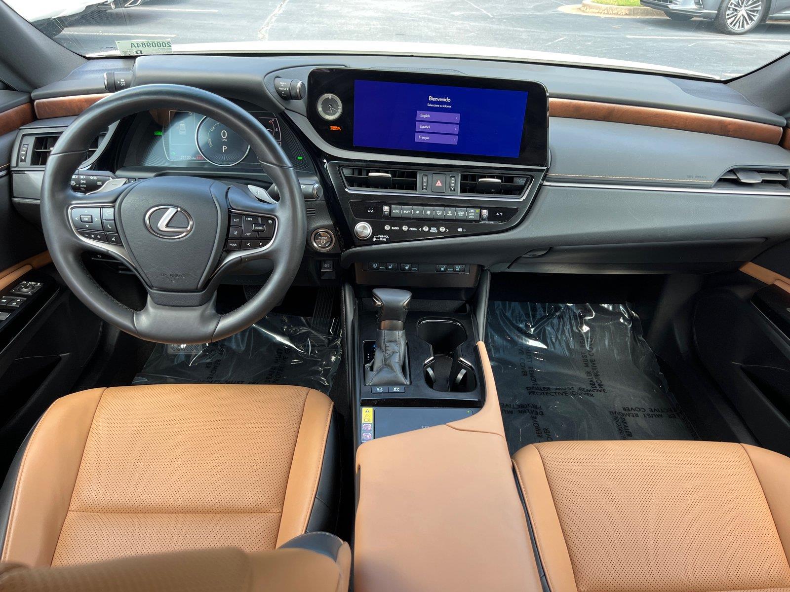 Used 2025 Lexus ES Sedan