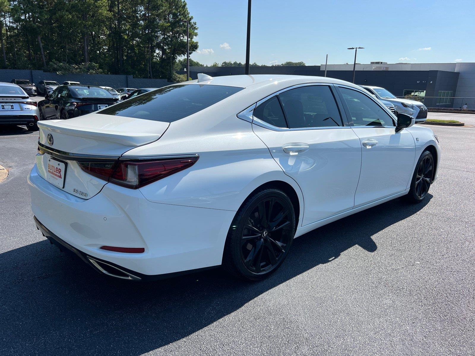 Used 2022 Lexus ES Sedan