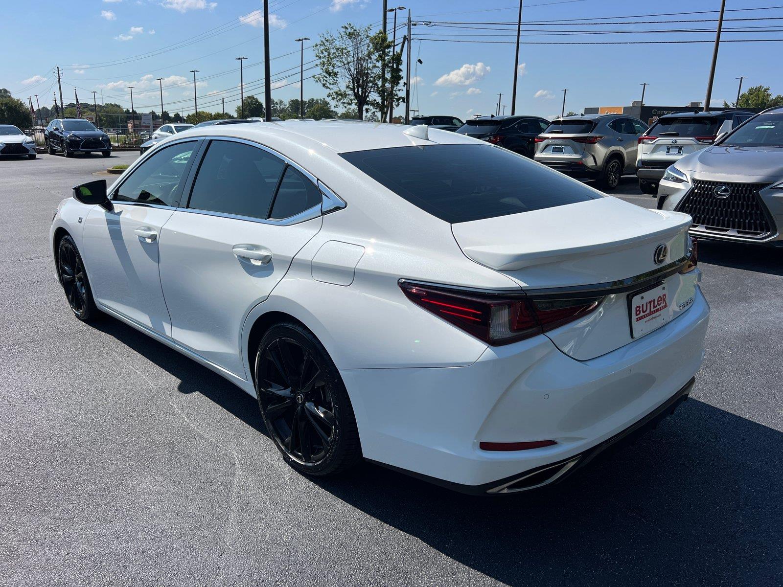 Used 2022 Lexus ES Sedan