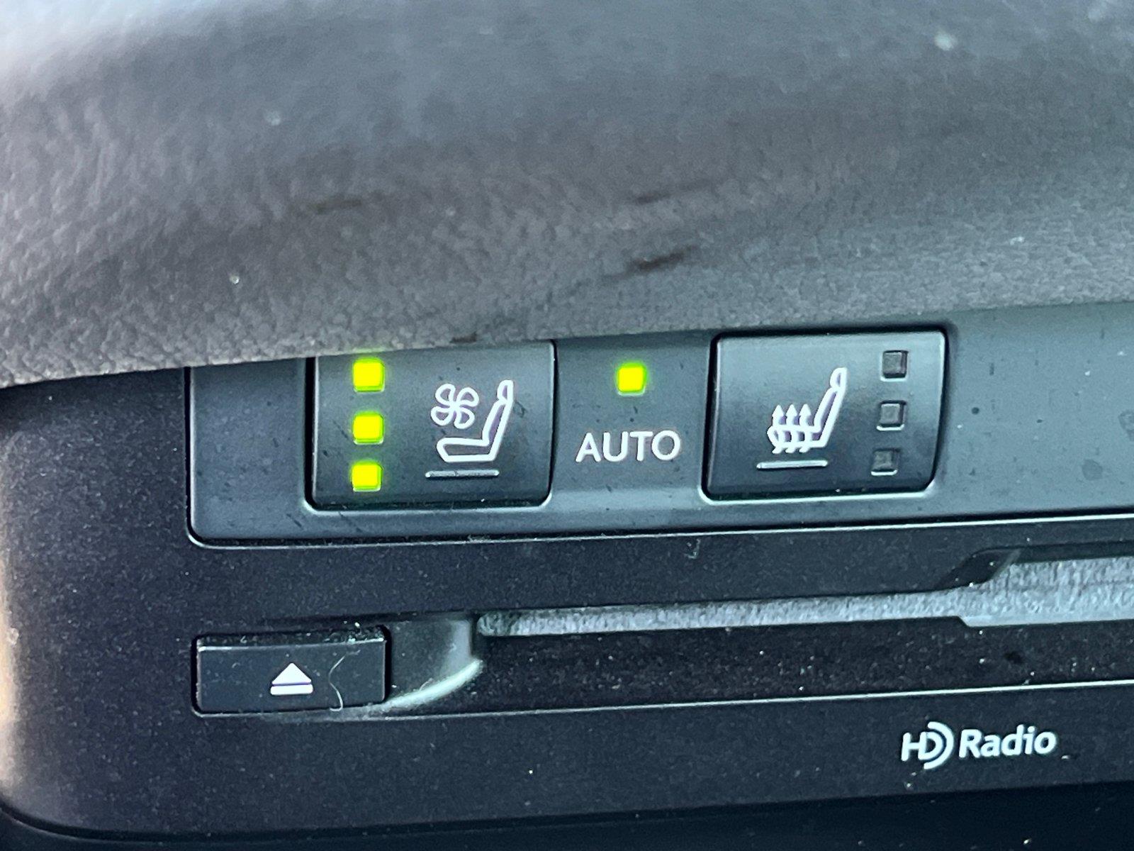 Used 2022 Lexus ES Sedan